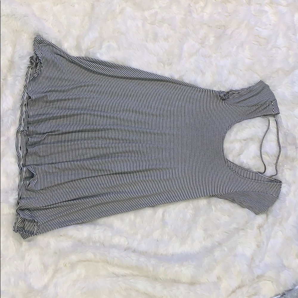 short sleeved short dress